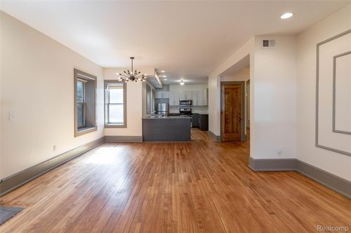 1a-449 W Willis St, Detroit, MI, 48201-1701 | Card Image