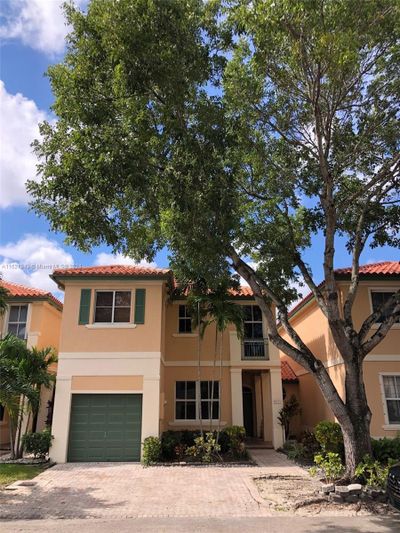 8370 Nw 144th St, House other with 3 bedrooms, 2 bathrooms and null parking in Miami Lakes FL | Image 3