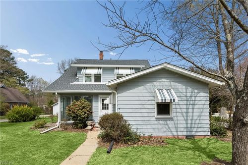 121 Old Railway Rd, Yorktown, VA, 23692-2945 | Card Image