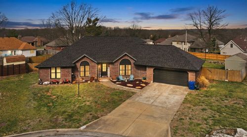 3983 N Courtney Circle, Springfield, MO, 65803 | Card Image