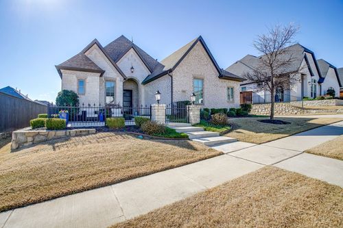 8708 Whitestone Rd, North Richland Hills, TX, 76182-2007 | Card Image