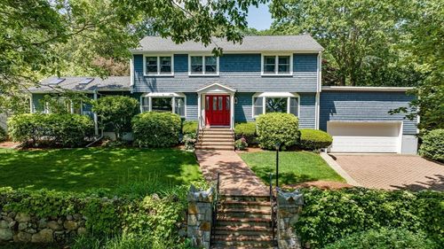 24 Flume Rd, Gloucester, MA, 01930-5271 | Card Image