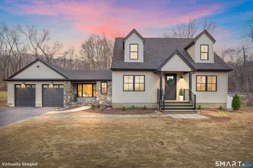 4 Niewiarowski Rd, Preston, CT, 06365-8116 | Card Image