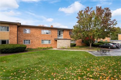 205C - 1750 Wagar Road, Condo with 1 bedrooms, 1 bathrooms and null parking in Rocky River OH | Image 2