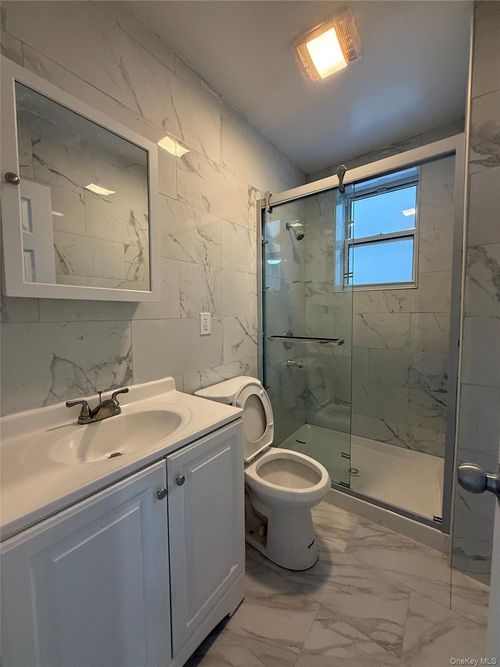 1fl-19 81st St, Brooklyn, NY, 11214-1815 | Card Image