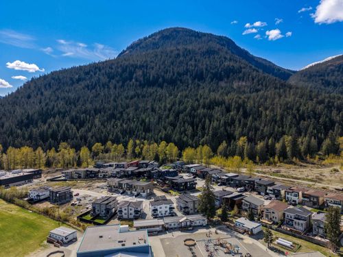 1005 Phare Cres, Pemberton, BC, V0N | Card Image