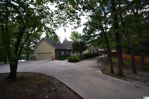 207 Stetson Ln, ALABASTER, AL, 35007-4768 | Card Image