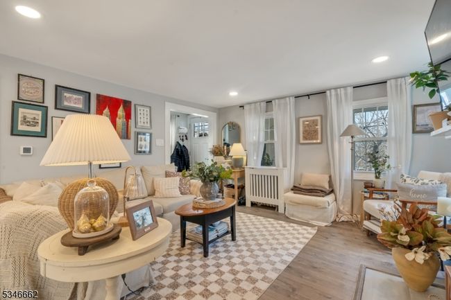 321 Boyden Ave, House other with 2 bedrooms, 1 bathrooms and null parking in Maplewood NJ | Image 8