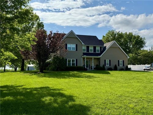 20189 167th St, Basehor, KS, 66007-5180 | Card Image