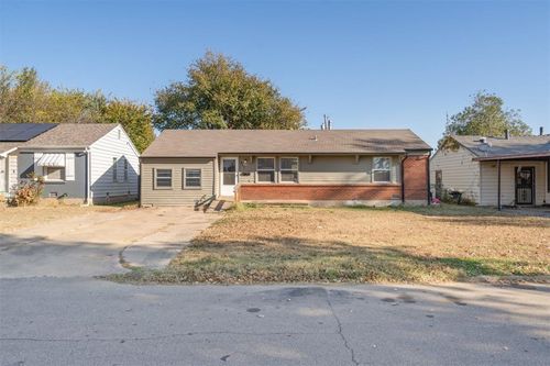 317 E Key Blvd, Midwest City, OK, 73110-5005 | Card Image