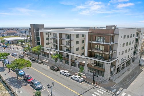 204-401 Boulevard, Seaside Heights, NJ, 08751-2521 | Card Image