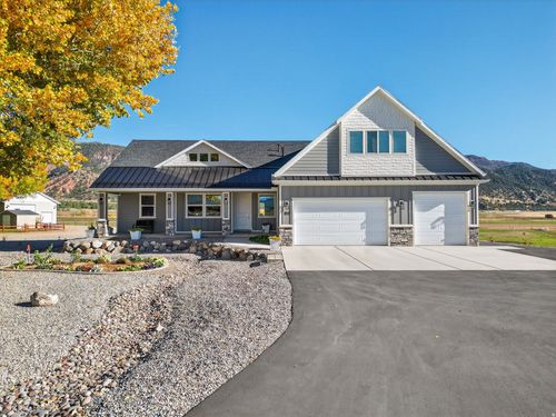 401 S 3430 E, New Harmony, UT, 84757-5017 | Card Image