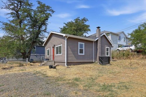 2929 E Jackson Ave, Spokane, WA, 99207-5523 | Card Image