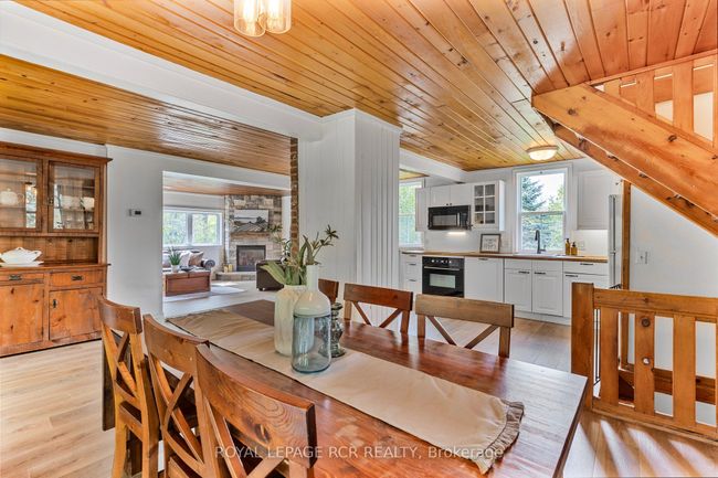 17329 Shaws Creek Rd, House other with 3 bedrooms, 2 bathrooms and 6 parking in Belfountain ON | Image 20