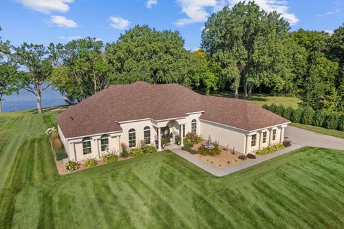 11344 Circle Ridge Ln, Faribault, MN, 55021-7275 | Card Image