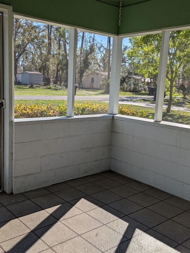 614 W Leon St, House other with 3 bedrooms, 1 bathrooms and null parking in Perry FL | Image 4