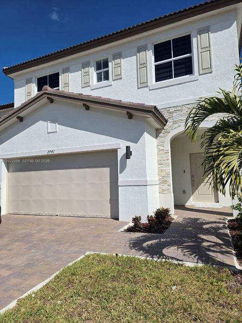 2741 Se 24th Ct, Homestead, FL, 33035-2082 | Card Image