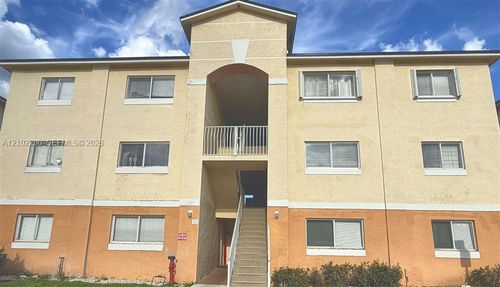 941-3690 N 56th Ave, Hollywood, FL, 33021-2281 | Card Image