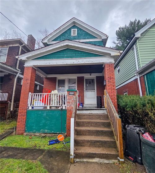 2050 Laketon Rd, Wilkinsburg, PA, 15221-1208 | Card Image