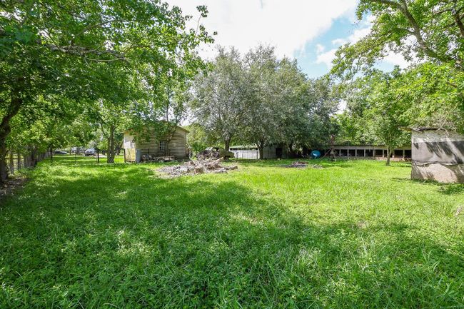 1083 County Road 147, House other with 3 bedrooms, 2 bathrooms and 2 parking in Alvin TX | Image 30