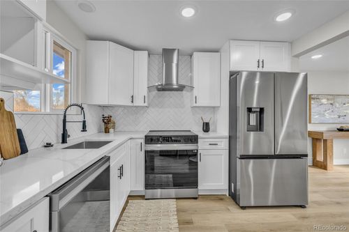 5485 W Arizona Ave, Lakewood, CO, 80232-5909 | Card Image