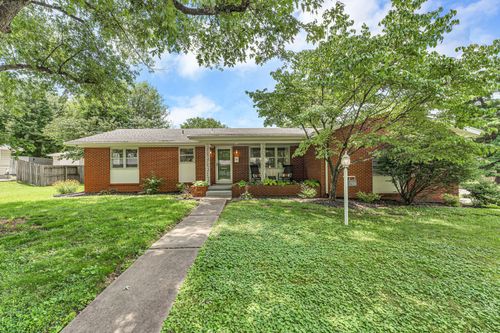 2501 S Barcliff Ave, Springfield, MO, 65804-3532 | Card Image