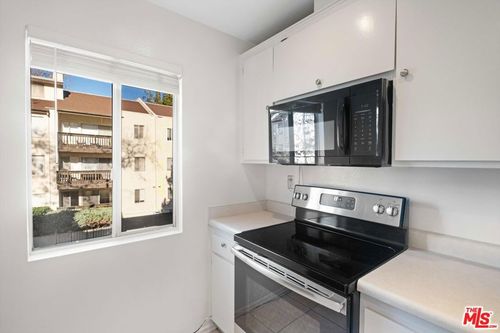 2207 Summertime Lane, Culver City, CA, 90230 | Card Image