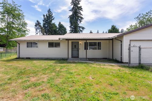 2974 Se Alson Ct, Port Orchard, WA, 98366-1801 | Card Image