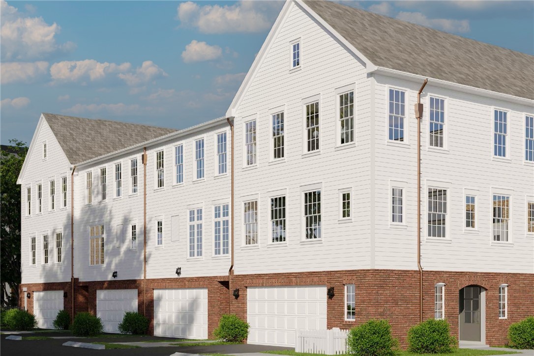 Gillian Ln, Cranberry Township, PA 16066