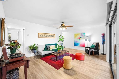 unit-53-900 Cambridge Dr, Benicia, CA, 94510-3627 | Card Image