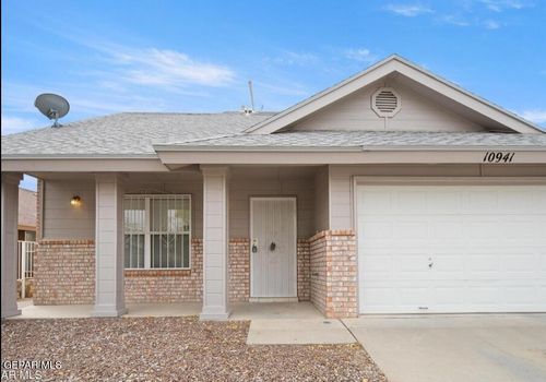 10941 Nathan Bay Dr, El Paso, TX, 79934-3129 | Card Image