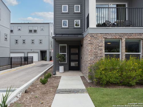 unit-1101-411 Ira Ave, San Antonio, TX, 78209-7108 | Card Image