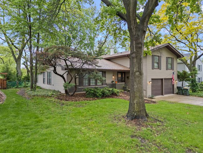 2s644 Devonshire Ln, House other with 4 bedrooms, 3 bathrooms and 2 parking in Glen Ellyn IL | Image 53