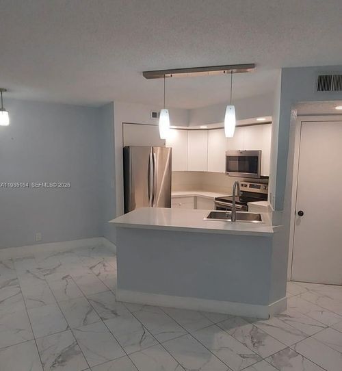 apt-1511-731 Vista Isles Dr, Plantation, FL, 33325-6127 | Card Image