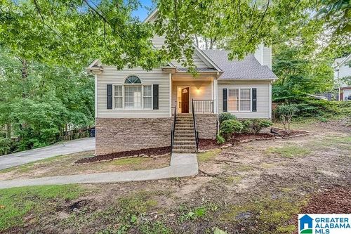 1812 Strawberry Lane, HOOVER, AL, 35244 | Card Image