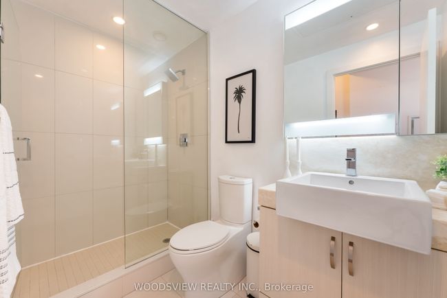 705 - 15 Beverley St, Condo with 0 bedrooms, 1 bathrooms and null parking in Toronto ON | Image 10