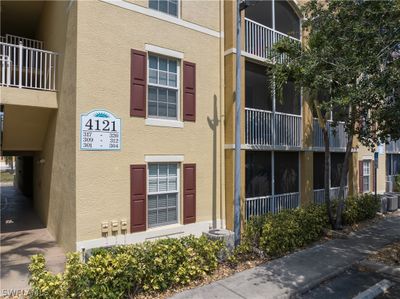 303 - 4121 Residence Drive, Condo with 1 bedrooms, 1 bathrooms and null parking in Fort Myers FL | Image 3