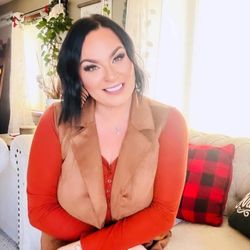 Sarah Silvis