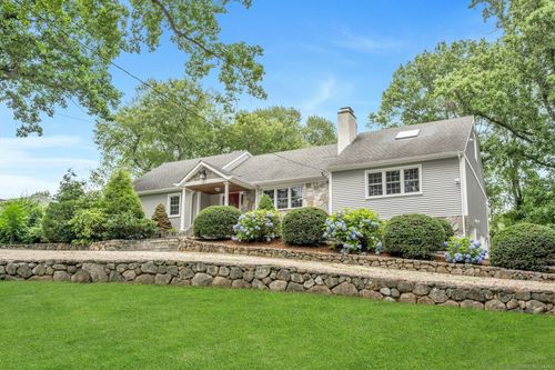 46 Bowman Dr, Greenwich, CT, 06831-3237 | Card Image