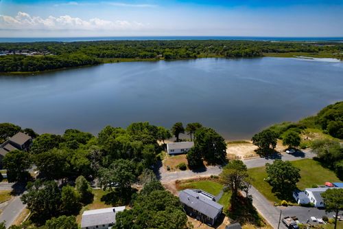 20 Robin Rd, West Yarmouth, MA, 02673-3758 | Card Image