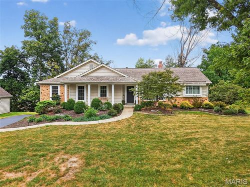50 Golden Ridge Ct, Saint Charles, MO, 63304-7282 | Card Image