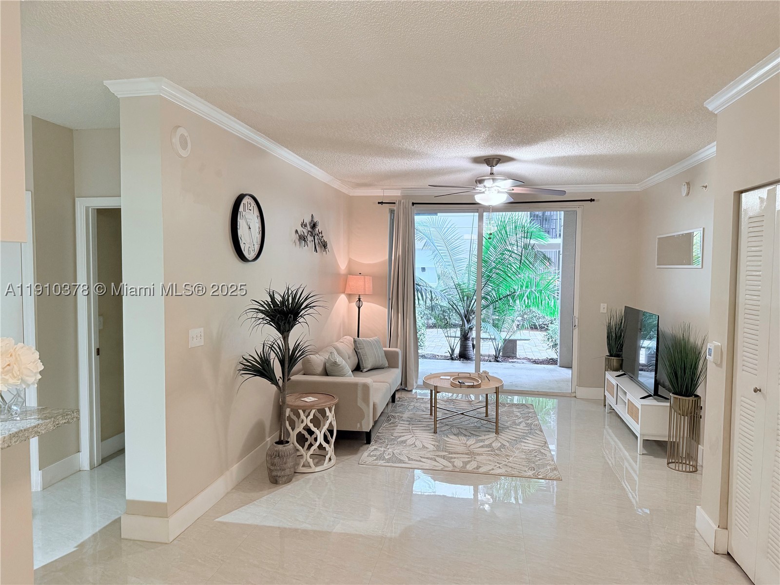 Residential in Sunny Isles Beach 2
