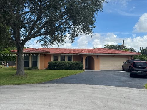 8300 Nw 35th Ct, Coral Springs, FL, 33065-4525 | Card Image