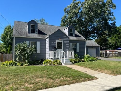 28 Superior Ave, Springfield, MA, 01151-1836 | Card Image