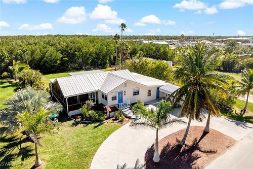 306 Copeland Ave N, EVERGLADES CITY, FL, 34139 | Card Image