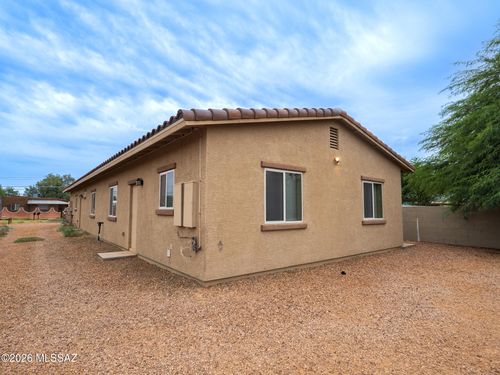 2-5720 S Southland Blvd, Tucson, AZ, 85706-4387 | Card Image