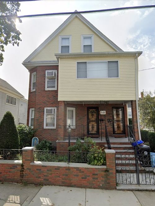 2-58 Maple St, Malden, MA, 02148-3829 | Card Image