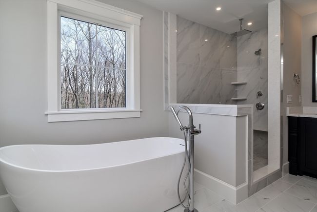 2 Emerald Dr, House other with 5 bedrooms, 6 bathrooms and 4 parking in Hopkinton MA | Image 33