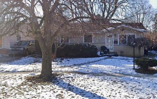 7005 Daryll Dr, Flint, MI, 48505-1952 | Card Image