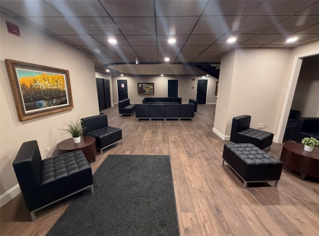 Residential Lease in Indiana Boro 2